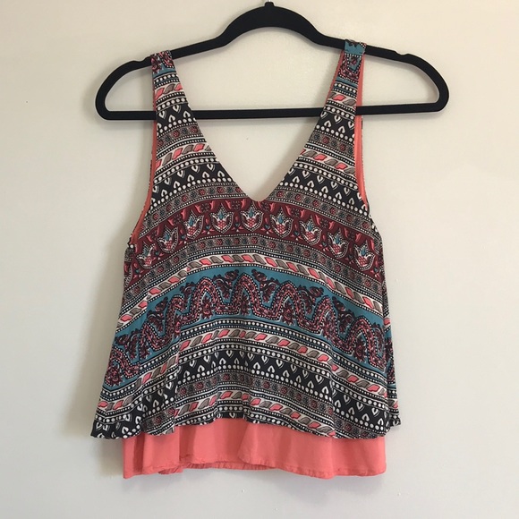 tribal pattern top - Picture 2 of 3